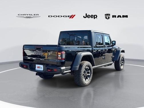 Black Clearcoat 2026 Jeep Gladiator Rubicon
