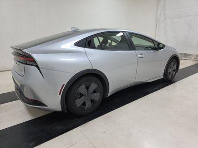 CUTTING EDGE 2024 Toyota Prius LE
