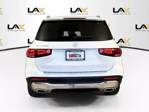 White 2022 Mercedes-Benz GLB 250 Base