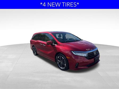Radiant Red Metallic Ii 2023 Honda Odyssey
