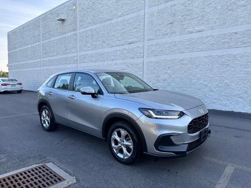 Lunar Silver Metallic 2024 Honda HR-V