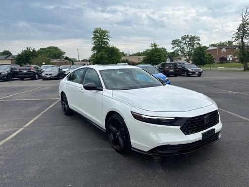 Platinum White Pearl 2024 Honda Accord Hybrid