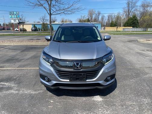 Lunar Silver Metallic 2019 Honda HR-V