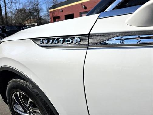 2020 Lincoln Aviator Standard AWD