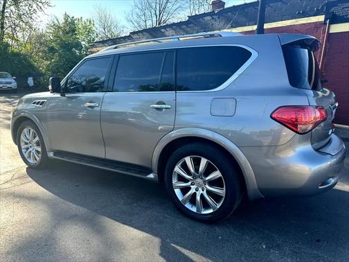 2011 INFINITI QX56 Base