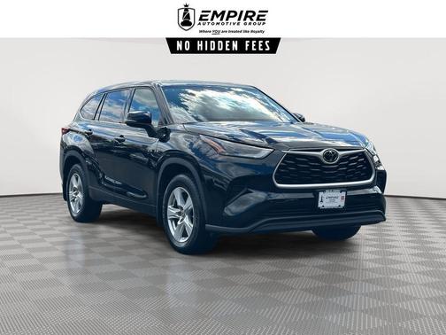 2022 Toyota Highlander L