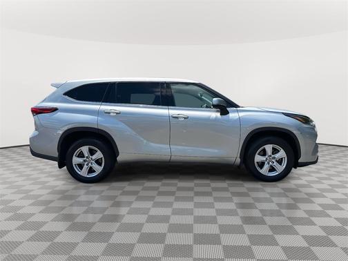 2021 Toyota Highlander L