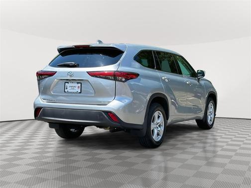 2021 Toyota Highlander L