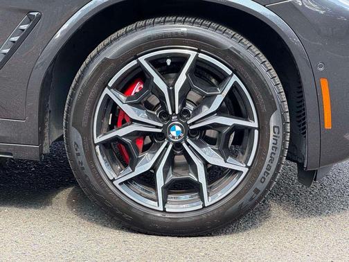 2024 BMW X3 M40i