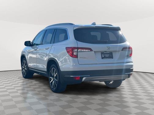 2021 Honda Pilot Touring 7-Passenger