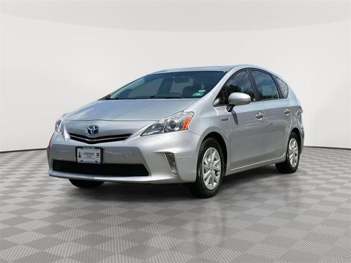 2014 Toyota Prius v Three