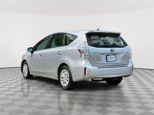 2014 Toyota Prius v Three