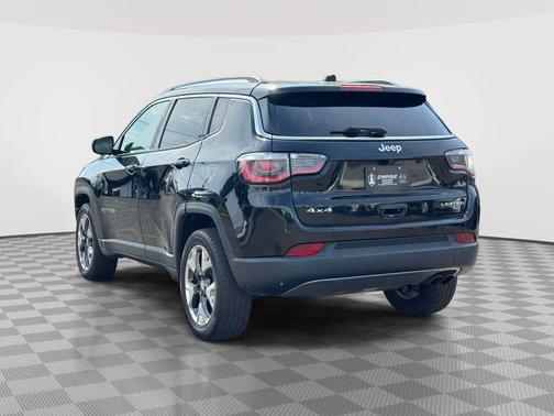 Diamond Black 2018 Jeep Compass Limited