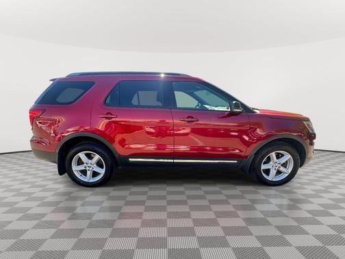 Ruby Red Metallic 2016 Ford Explorer XLT