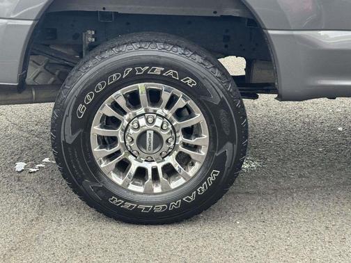 Carbonized Gray 2021 Ford F-250 XLT