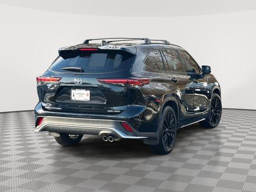 2024 Toyota Highlander XSE