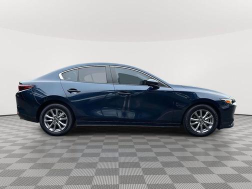 2022 Mazda Mazda3 2.0 FWD