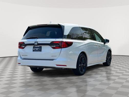 2023 Honda Odyssey Sport