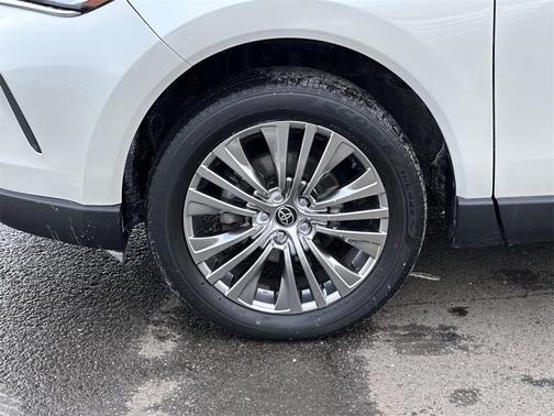 2022 Toyota Venza XLE