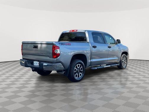 2018 Toyota Tundra SR5