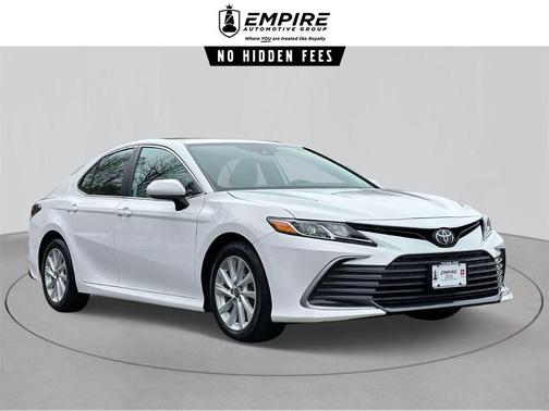 2022 Toyota Camry LE