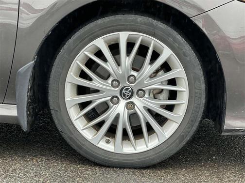 2018 Toyota Camry Hybrid XLE