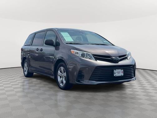 Predawn Gray Mica 2020 Toyota Sienna L