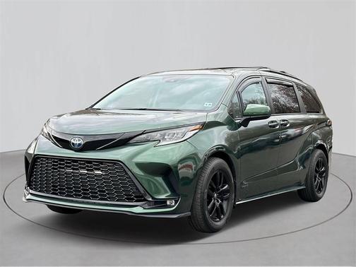2021 Toyota Sienna XLE