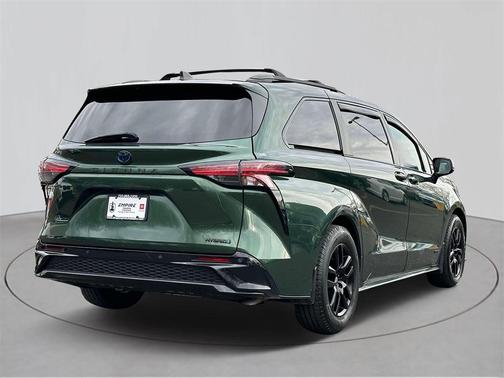 2021 Toyota Sienna XLE