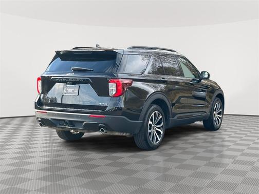 2022 Ford Explorer ST-Line