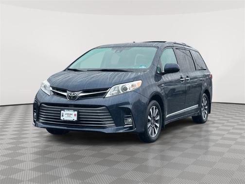 2018 Toyota Sienna XLE Premium