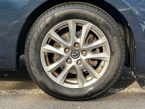 2015 Mazda Mazda3 i Touring