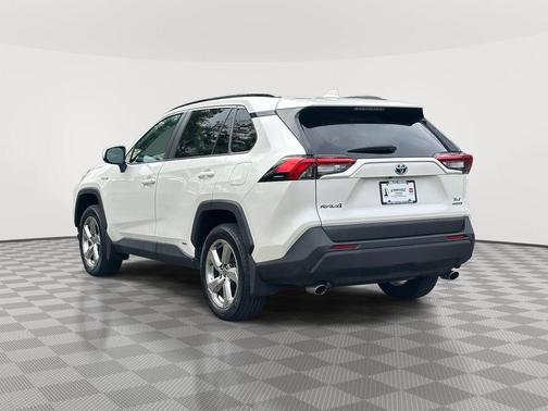 2021 Toyota RAV4 Hybrid XLE Premium