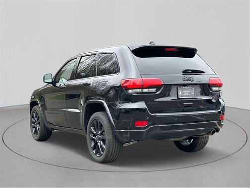 2022 Jeep Grand Cherokee WK Laredo
