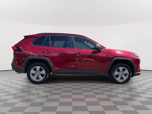 2023 Toyota RAV4 Hybrid LE
