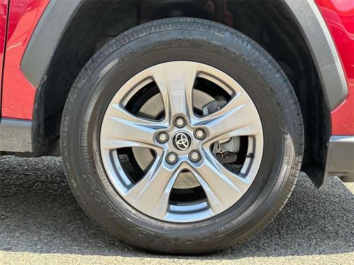 2023 Toyota RAV4 Hybrid LE