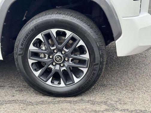 Wind Chill Pearl 2024 Toyota Tundra Hybrid Limited