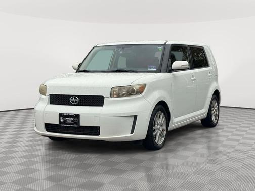 Super White 2009 Scion xB