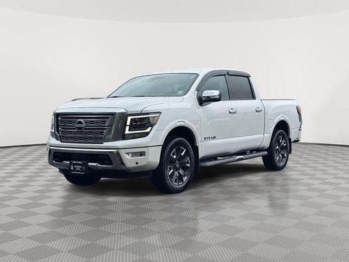 2023 Nissan Titan Platinum Reserve