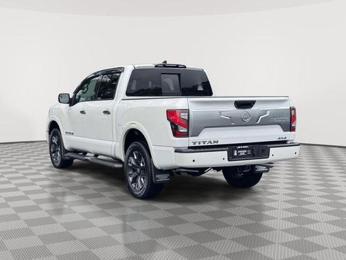 2023 Nissan Titan Platinum Reserve