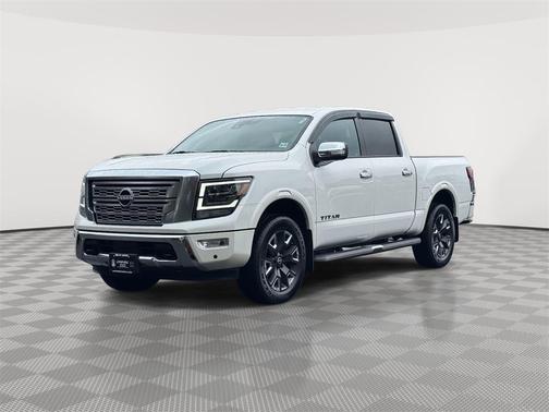 2023 Nissan Titan Platinum Reserve