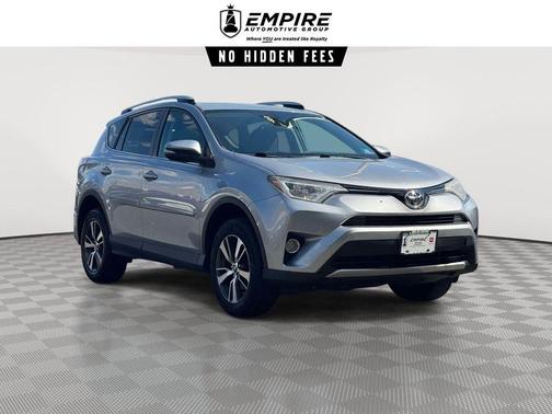 Silver Sky Metallic 2016 Toyota RAV4 XLE