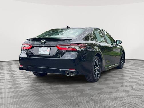 Midnight Black Metallic 2024 Toyota Camry SE