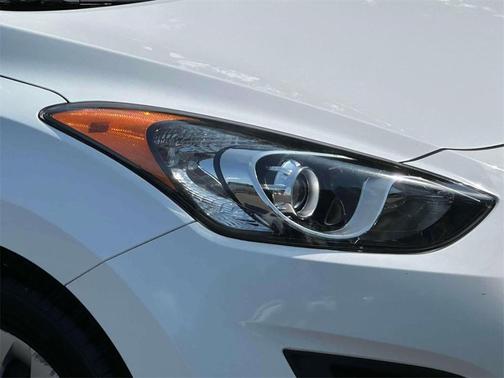 2017 Hyundai Elantra GT Base