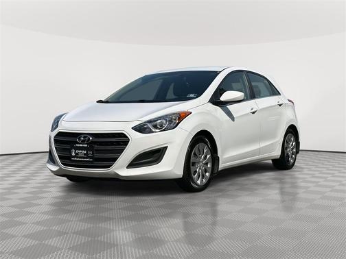 2017 Hyundai Elantra GT Base