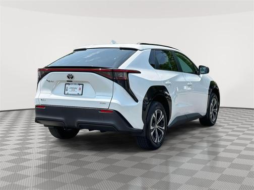 2024 Toyota bZ4X XLE