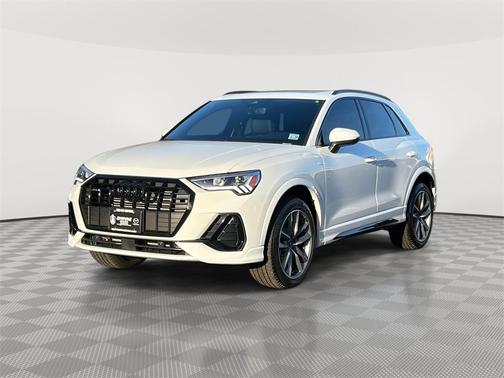 2025 Audi Q3 45 S line Premium