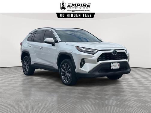 2023 Toyota RAV4 Hybrid XLE Premium