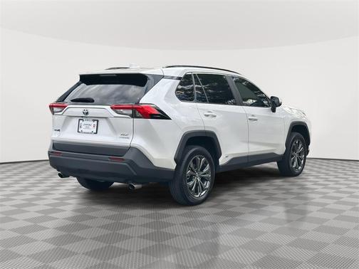 2023 Toyota RAV4 Hybrid XLE Premium