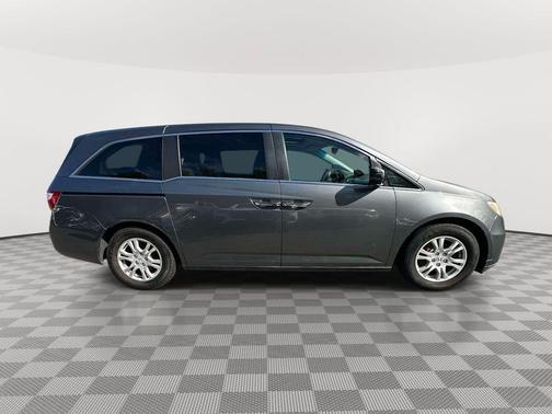 Polished Metal Metallic 2012 Honda Odyssey EX-L